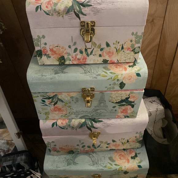 Decor boxes made for decor and storage - Picture 1 of 2